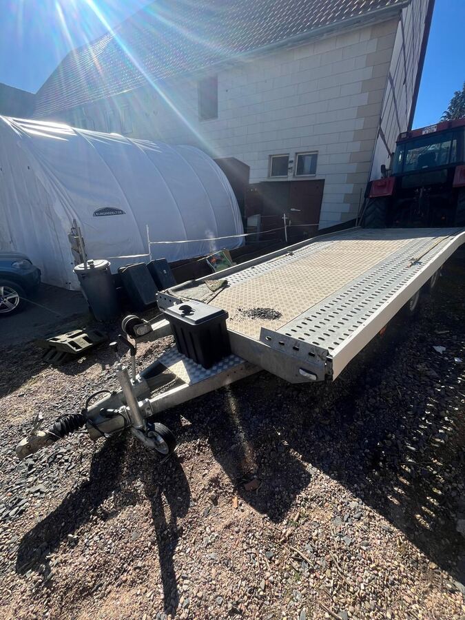 Autotrailer 3.500 kg mieten in Grebenstein